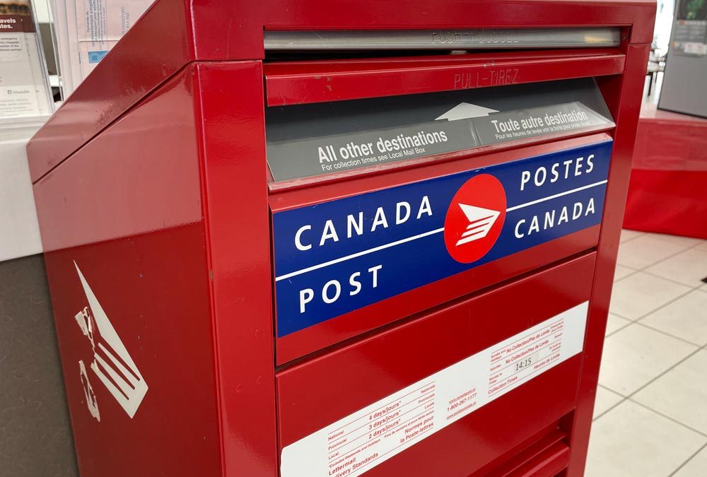 Canada Post providing free regular parcel services for family, friends of deployed military members