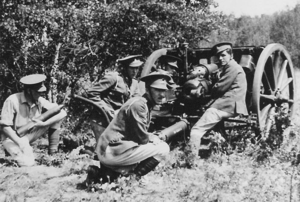 Une affiche de recrutement de la 13e Batterie de campagne de Winnipeg donnée au Musée RCA