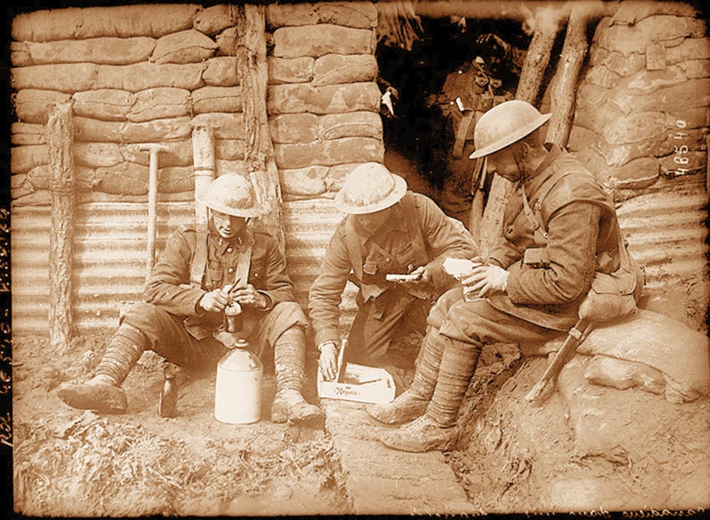 Blacks-built-trenches MCpl Brandon Liddy and family