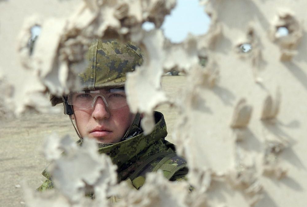 Army shotgun: weapon for breeching, crowd control