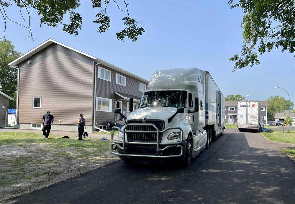Movers-Posting-1