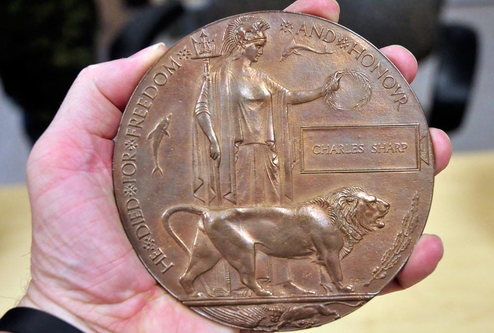 Lien avec la Grande Guerre — Le Sdt Charles Sharp tué en Belgique, enterré loin de Terre-Neuve