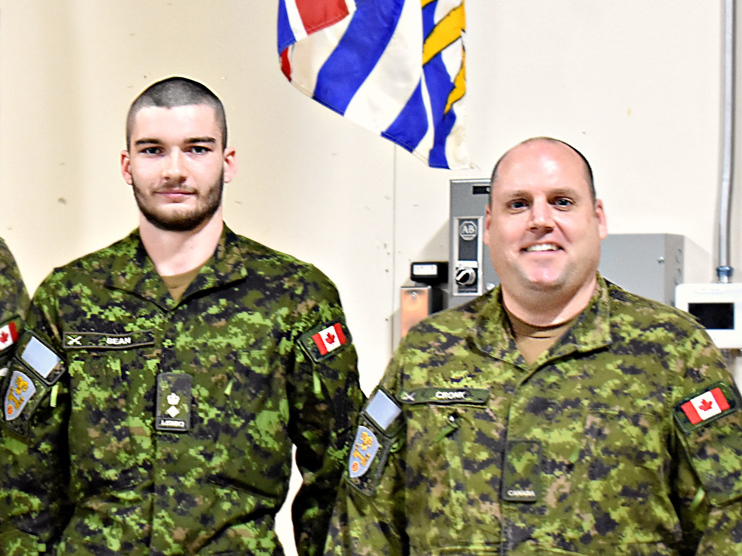 WEB-Cronk and Bean Cpl Maxime Proulx at 2018 Ex Heavy Loader Competition