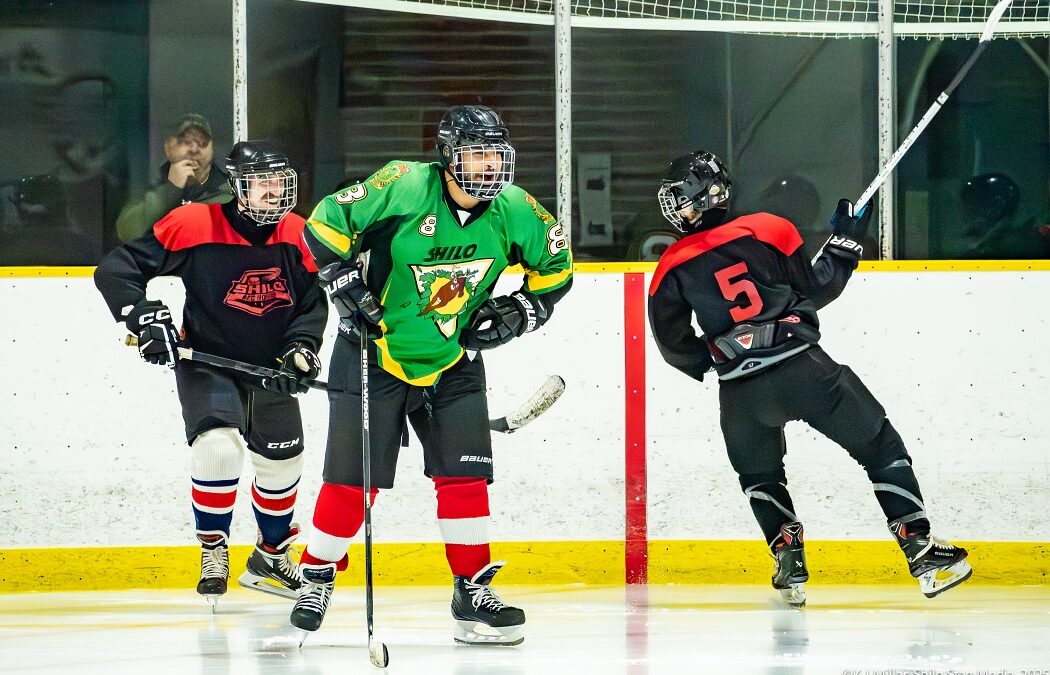 Les officiers perdent la souveraineté mondiale de Shilo au hockey, mais les patineurs débutants ont dominé la glace
