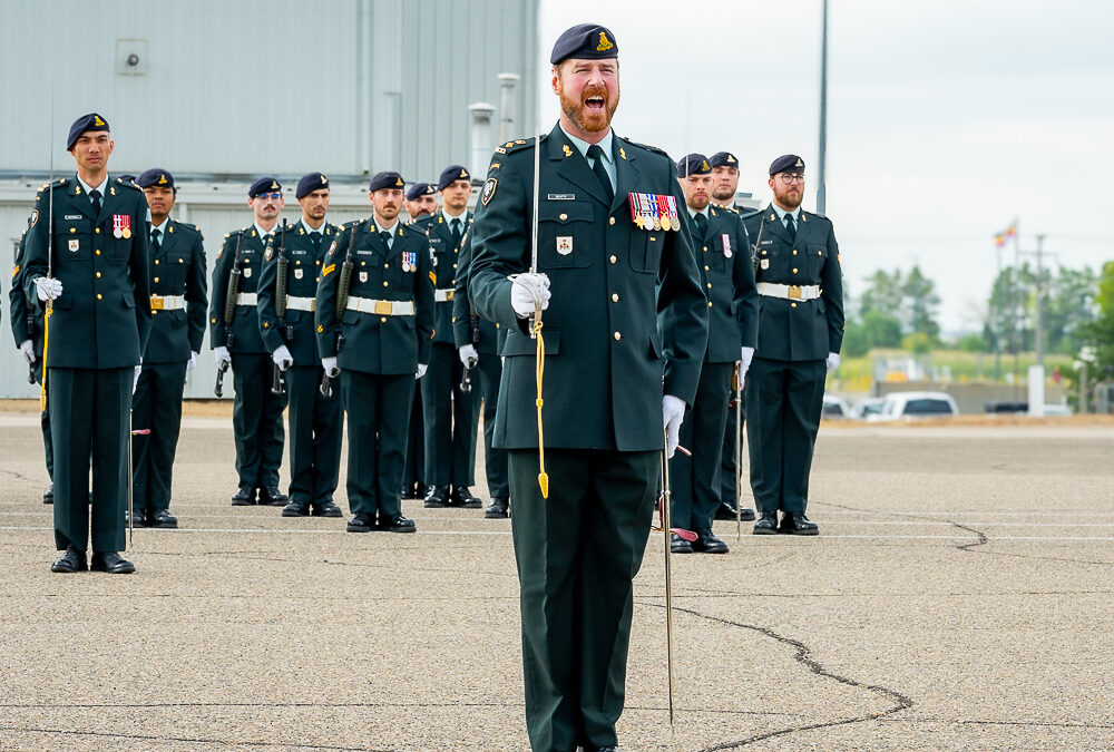 LCol Jordan Beatty reminds 1 RCHA at Change of Command Ceremony they’re ‘heart of the nation’s guns, the kings of battle’